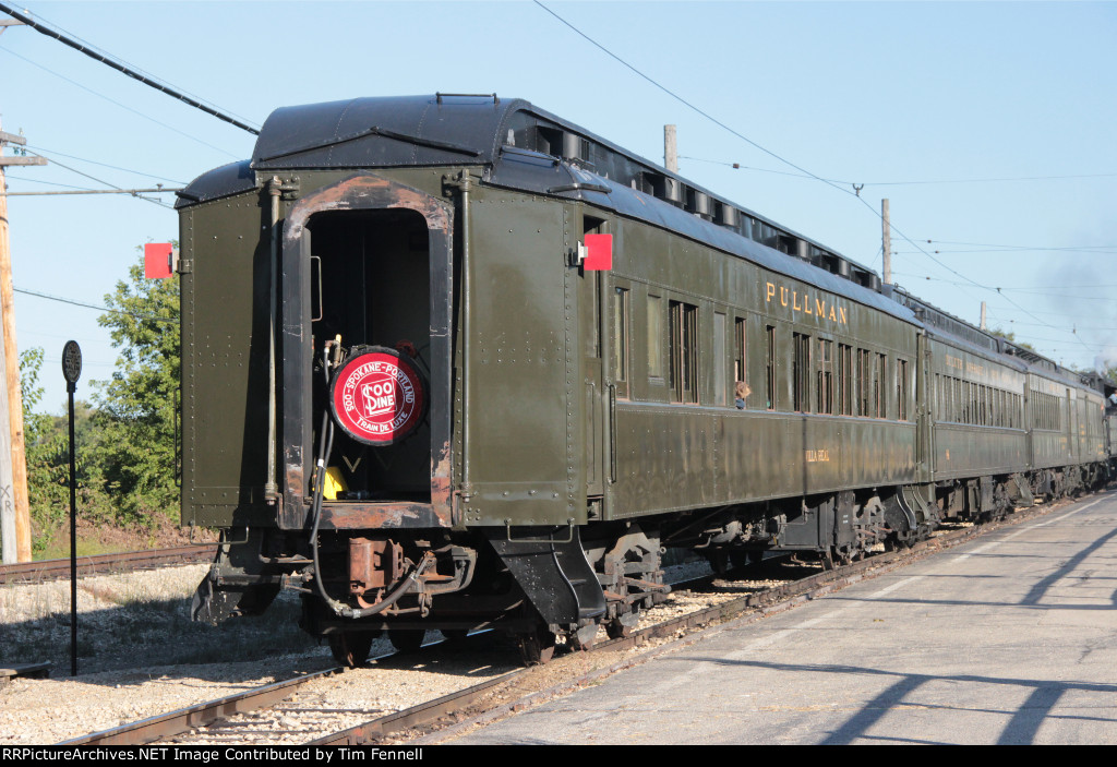 Classing up the rear of the coach train